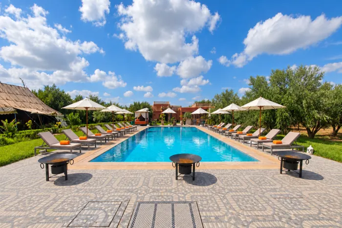 Piscine extérieur